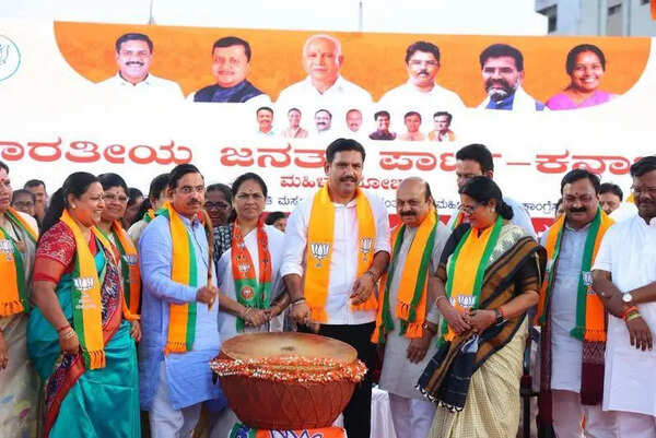 BJP accuses Congress of blocking Women’s Reservation Bill