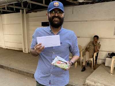 Kunal Kamra gets Kirti College Wada Pav for MNS chief Raj Thackeray. Here's why