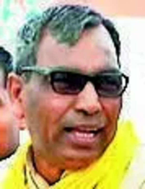 UP hints at extending Gram Pradhans’ administrator role beyond six months