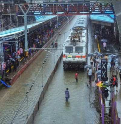 Mumbai rains: Trains running between Churchgate-Bhayander, attempts on to get water down to a safe level in Nallasopara