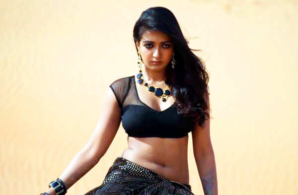 Bangalore girls storm to Tollywood