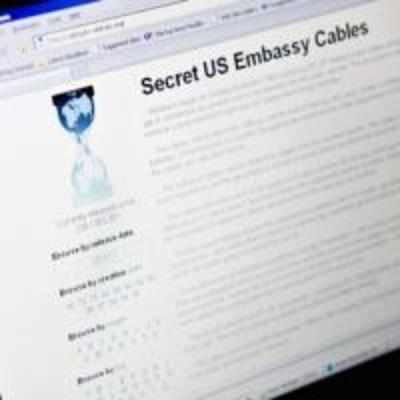 WikiLeaks: Peeks and shrieks in first cache of documents