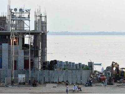 Fishermen raise alarm over building on Mumbai beach