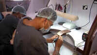 Surat gold jewellery industry incurring losses due shortage of artisans 