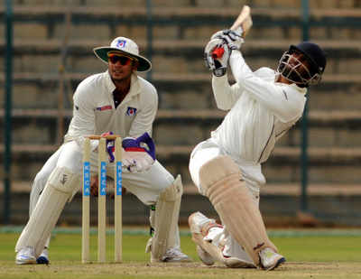 Mumbai beat Hyderabad by 30 runs to enter Ranji semi-final