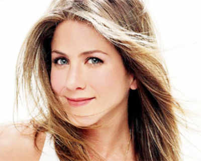 Aniston plans sunset wedding