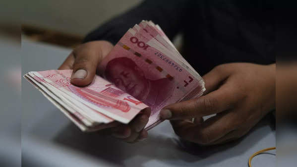 Yuan loses core support as firms leave China