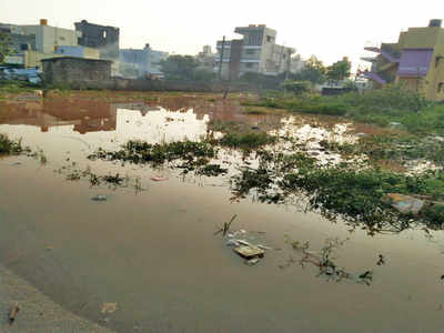 Residents in distress as road turns into a pool