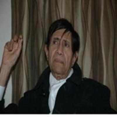 Dev Anand death: Bollywood plunges into mourning