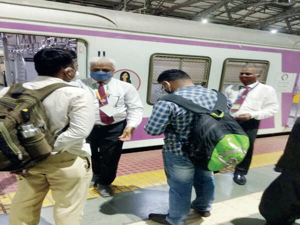 Mumbaikars are ready to pay fine for travelling in local trains during lockdown