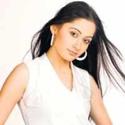 Ayesha of Kayamath is set to make her Bollywood debut too