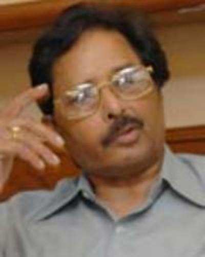 Bangarappa gets notice over loan