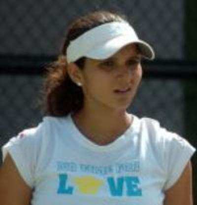 Sania Mirza crashes out of Australian Open