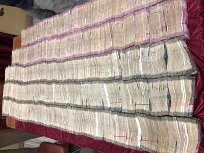 Warangal cops seize Rs 5.80 crore on way to three People’s Front candidates