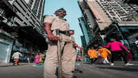 #KhakiTwitter: Mumbai Police’s khaki takes over #SareeTwitter 