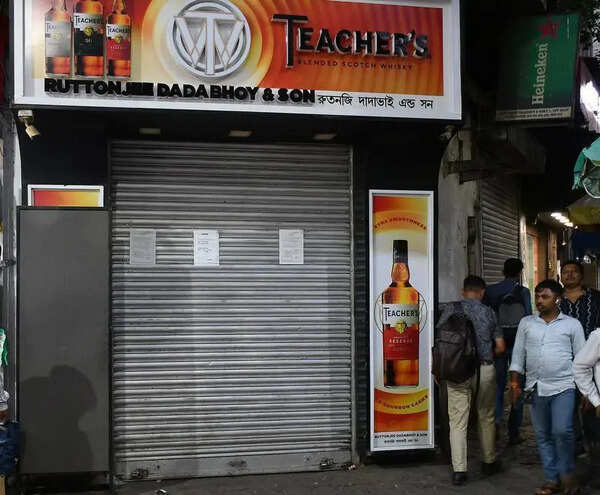 Off-shops shut after stocks empty out