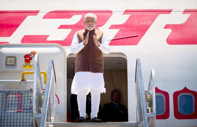 Modi  arrives in Australia; to highlight black money issue at G20
