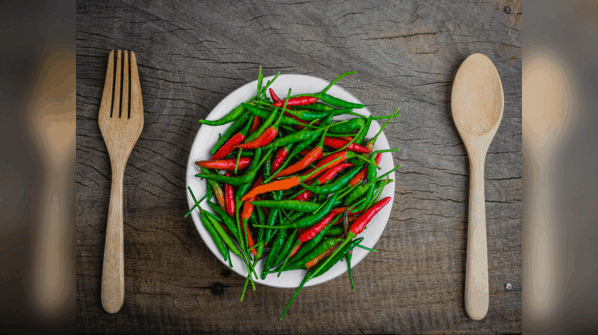 Green Chilli or Red Chilli: Which one is healthier?