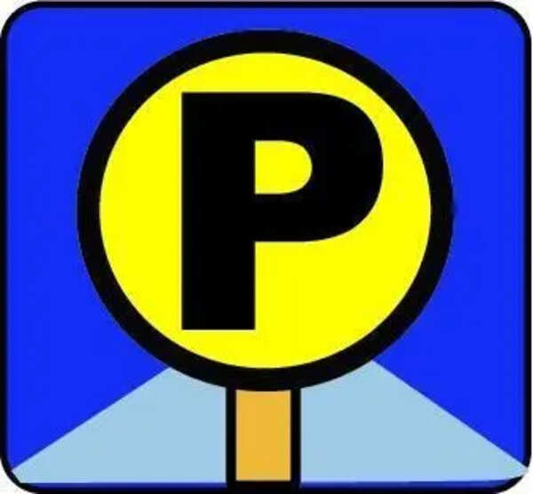 Parking fight: Motorist pushes woman into drain