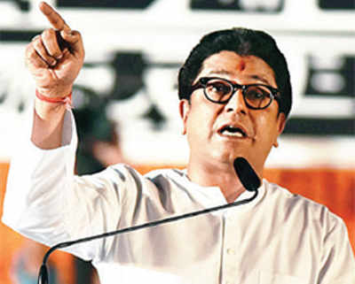 MNS chief sounds war bugle on Gudi Padwa