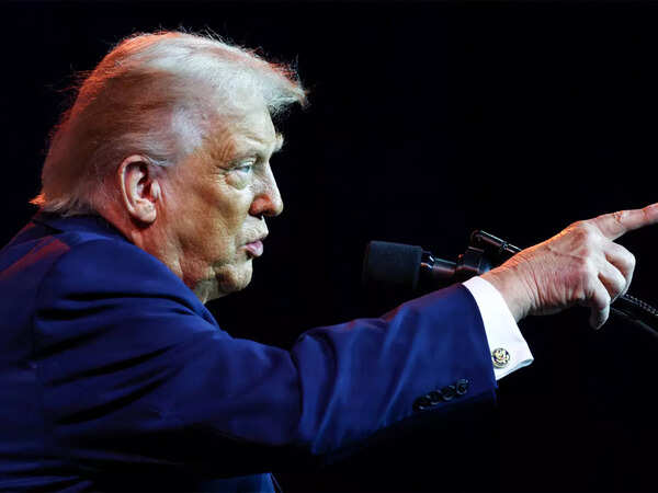 Donald Trump recalls: When I told Intel CEO Lip-Bu Tan to give America 10% ownership for free, I later regretted because ...