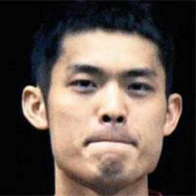 Spectators jeer Lin Dan after pull-out