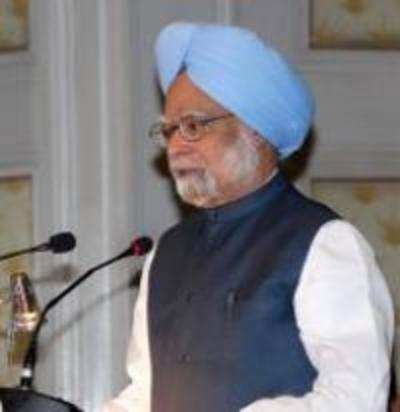 PM Manmohan Singh: Pak official agencies behind 26/11 attacks