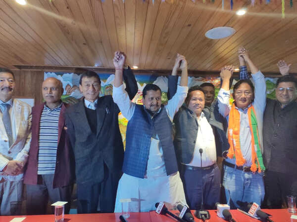 BJP ties up with Sikkim Krantikari Morcha for bypolls