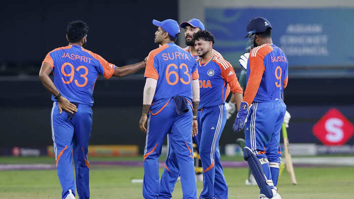 general IND vs PAK Live Score: PAKISTAN 146 all out - Innings report