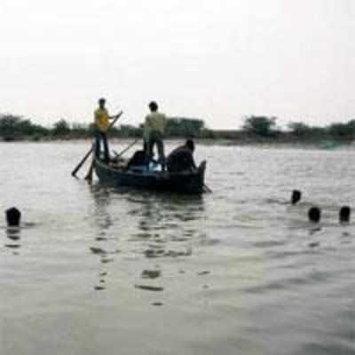 Forty six die as boat capsizes in Godavari