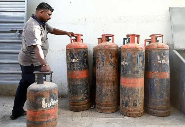 Hostels & PGs in Tamil Nadu to increase rent by 10% From May 5, as commercial LPG cylinder prices rise