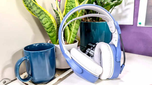 HyperX Cloud Jet Dual Wireless Headset review: Punches above its weight