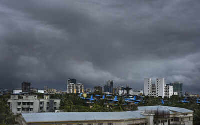 Cyclone Maha to move west-northwestwards till November 4; likely to bring heavy rainfall in South Gujarat and Maharashtra