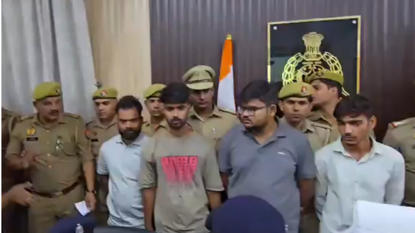 UP woman helps boyfriend loot Rs 1.2 cr from father’s house