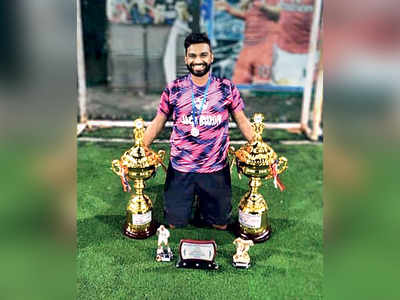 26-year-old who led team that won 2019 football league collapses, dies