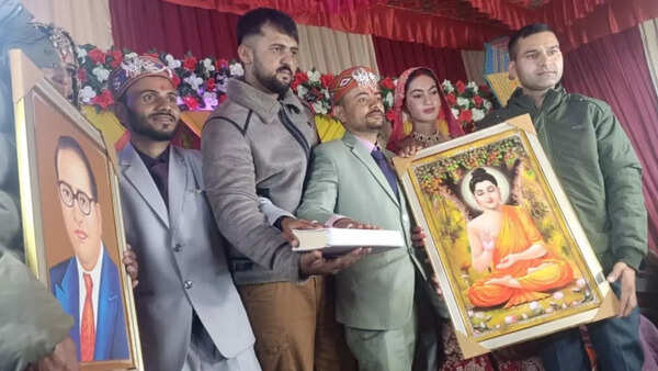 Ambedkar-inspired wedding in Himachal Pradesh: 2 brothers take Constitution as witness; no priest, no fire, only vows of equality