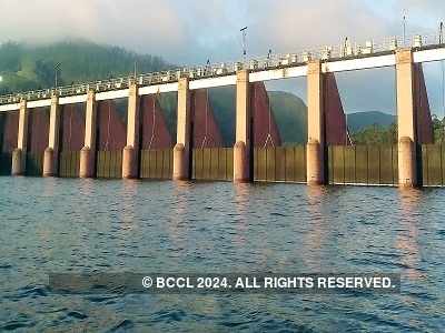 Kerala Floods: Supreme Court orders to maintain Mullaperiyar dam level at 139 ft till August 31