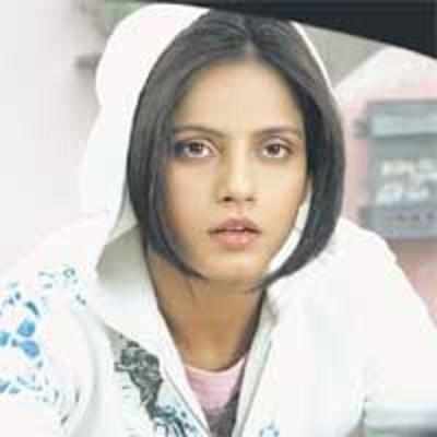 Neetu Chandra cries foul