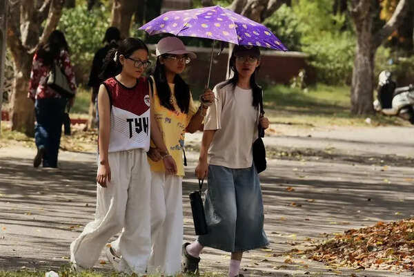 Heat wave intensifies in Haryana & Punjab, Faridkot at 45°C
