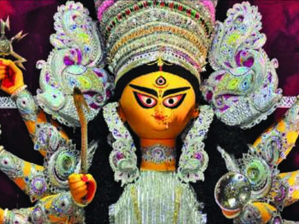 Durga Puja’s 20th year: Sushant Lok women take the centrestage