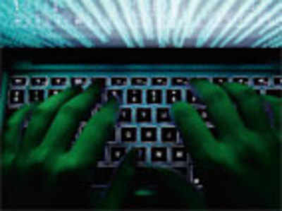 Cops get lessons from hackers on countering online crimes