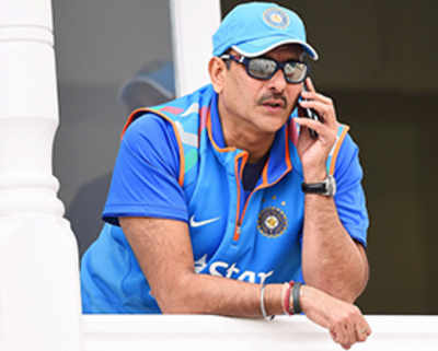 Dhoni is best ever, bowlers doing good under Arun: Shastri