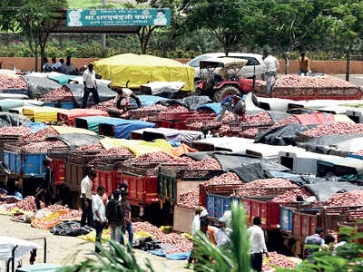 Don’t cry, Mumbai: onions likely to touch Rs 100 a kg