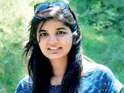 Top CA Vikamsey’s daughter found dead