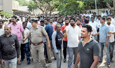Karnataka: Mangaluru mourns Basheer