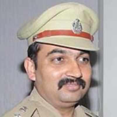 DIG declines to book FIR on DGP's order, gets his ears '˜singed'
