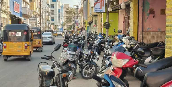 Evict encroachments on Pattabiraman Street: Movement