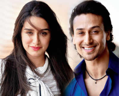 IPL 2017: Baaghi co-stars Shraddha Kapoor and Tiger Shroff reunite for opening ceremony