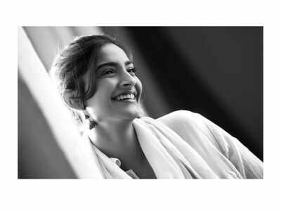 Self reflect and see who you are and hopefully get a job: Sonam Kapoor on trolls for comments on Kashmir situation