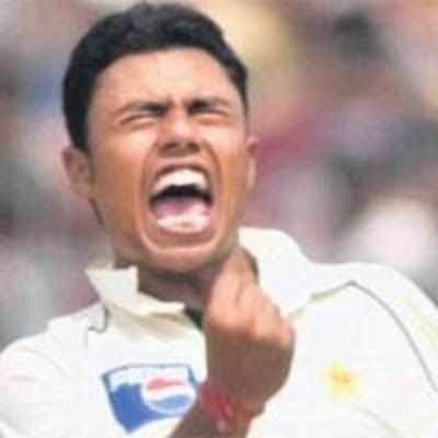 Kaneria embroiled in match-fixing scam